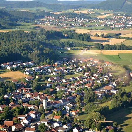 Ferienwohnung Kreuzer Lydia Furth im Wald Luaran gambar